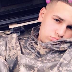 Meet your Posher, Manuel